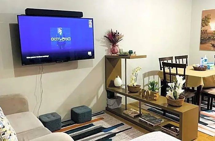 *accessible 2br Close To Sm Marikina/lrt 2*