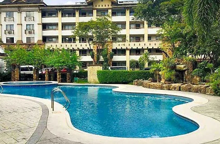 *accessible 2br Close To Sm Marikina/lrt 2* 3*
