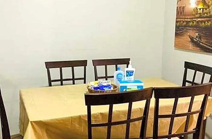 *accessible 2br Close To Sm Marikina/lrt 2* 3* Manila