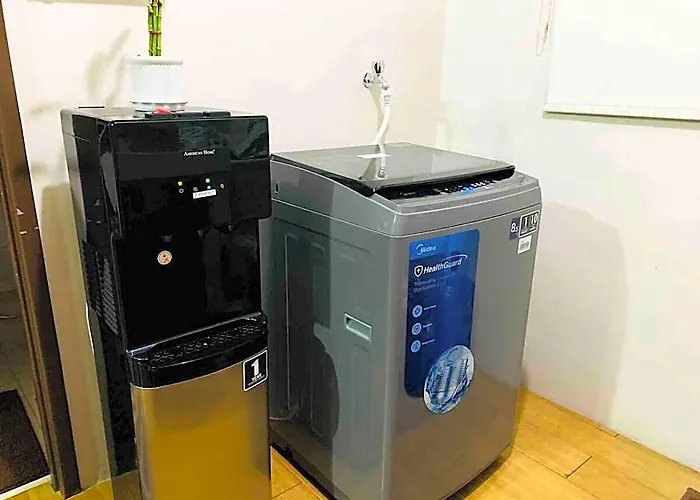 *accessible 2br Close To Sm Marikina/lrt 2* Manila